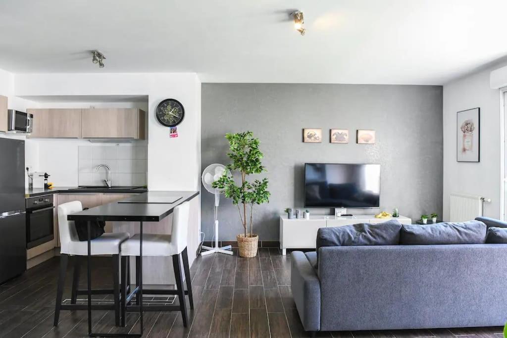 Le Cape-Grand Appartement Avec Terrasse Et Jacuzzi Марсилия Екстериор снимка